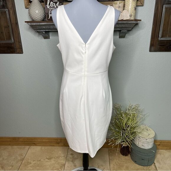 Guess Ivory Origami Sheath Sleeveless Dress Size 14 - Picture 4 of 16